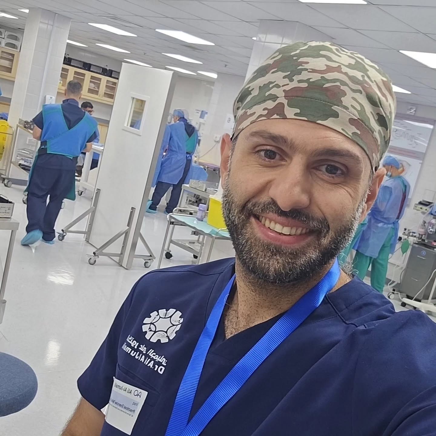 صورة مهنية للدكتور علي الجميلي